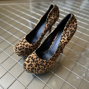 Leopard Print Women's Pumps